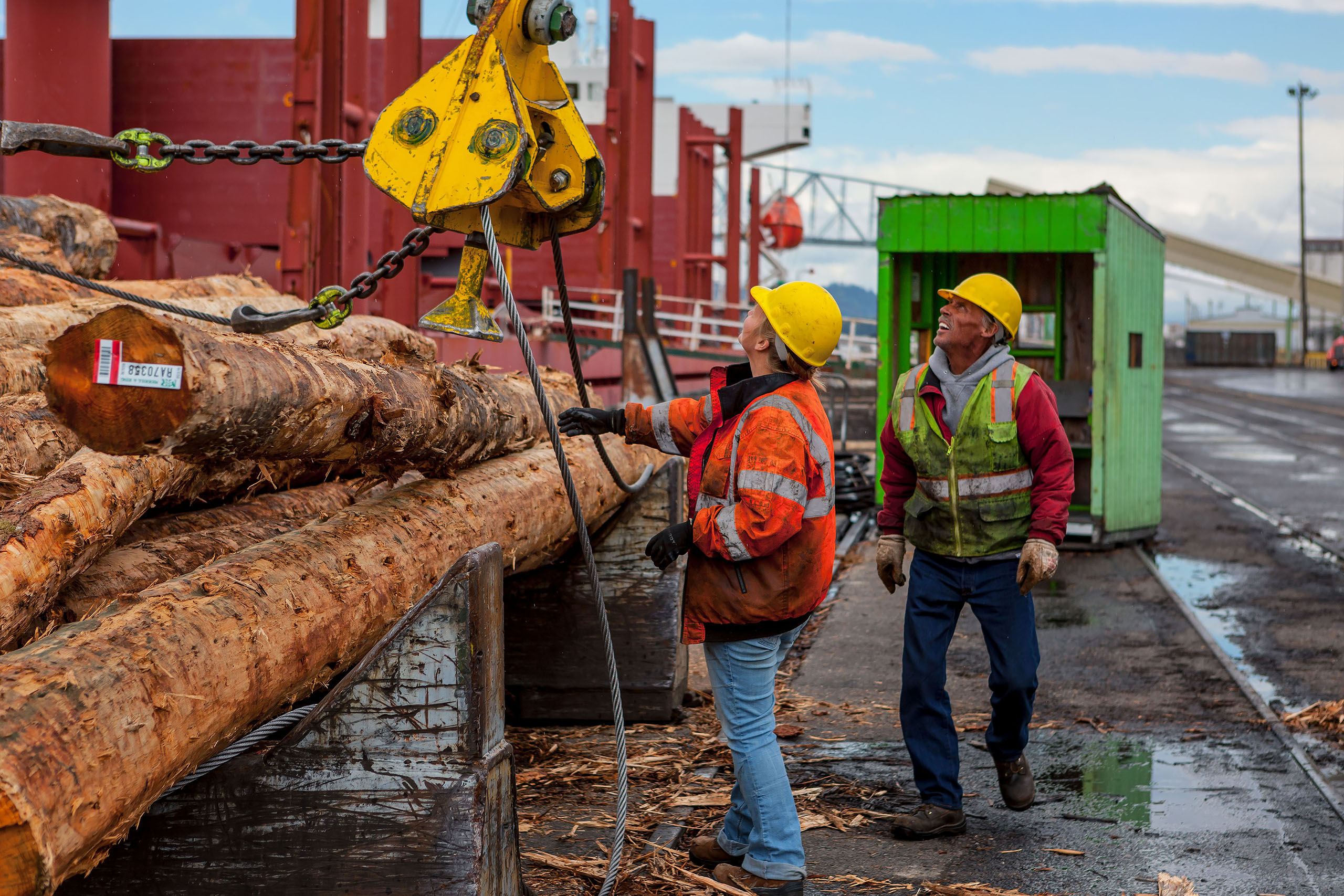 Dock workers loading lumber - Commercial Photography - Portland OR ...